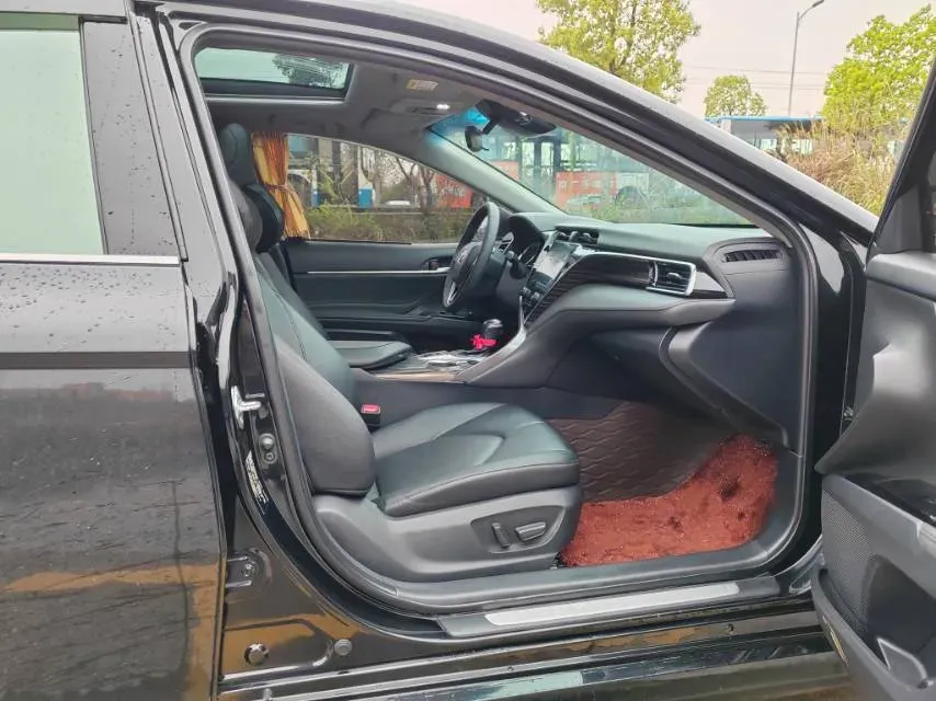 2019 Toyota Camry 2.5L 209HP L4 8AT,autocango,china used car exporter,china ev exporter,chinese used car exporter,chinese used ev exporter