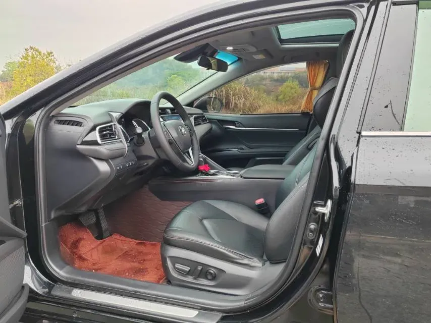 2019 Toyota Camry 2.5L 209HP L4 8AT,autocango,china used car exporter,china ev exporter,chinese used car exporter,chinese used ev exporter