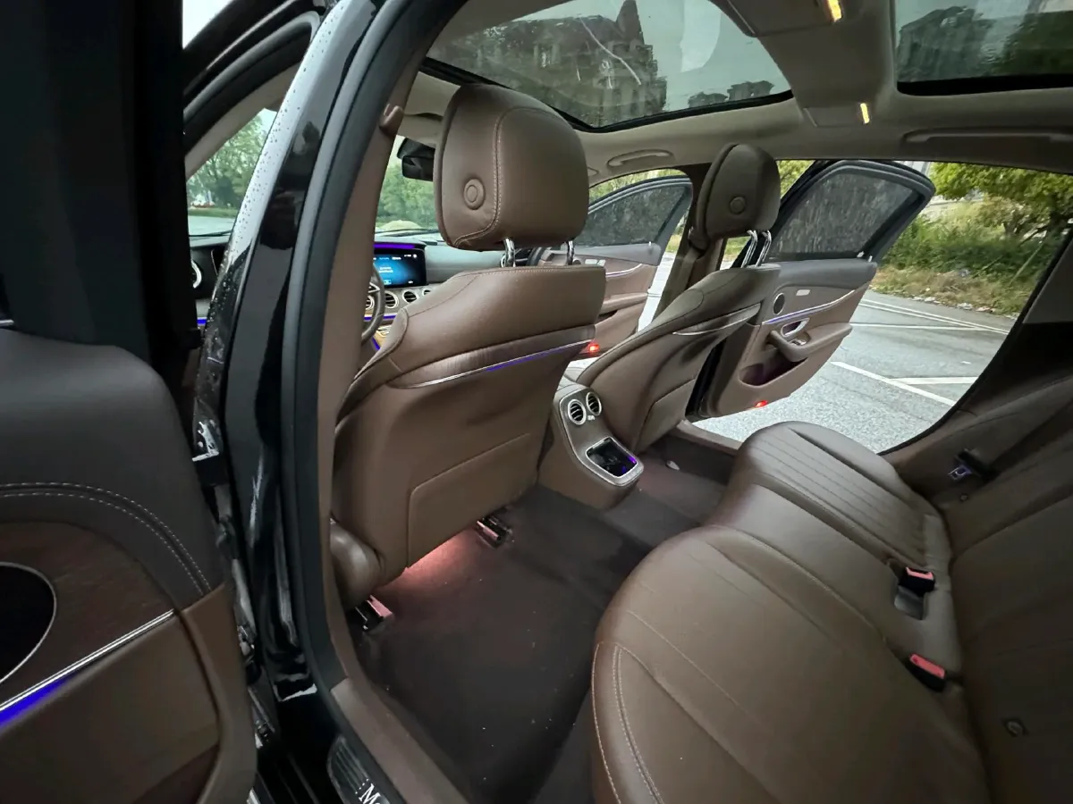 2021 Mercedes-Benz E Class 2.0T 258HP L4 9AT,autocango,china used car exporter,china ev exporter,chinese used car exporter,chinese used ev exporter