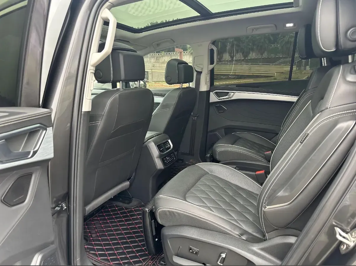 2024 Volkswagen Talagon 2.0T 220HP L4 7DCT,autocango,china used car exporter,china ev exporter,chinese used car exporter,chinese used ev exporter