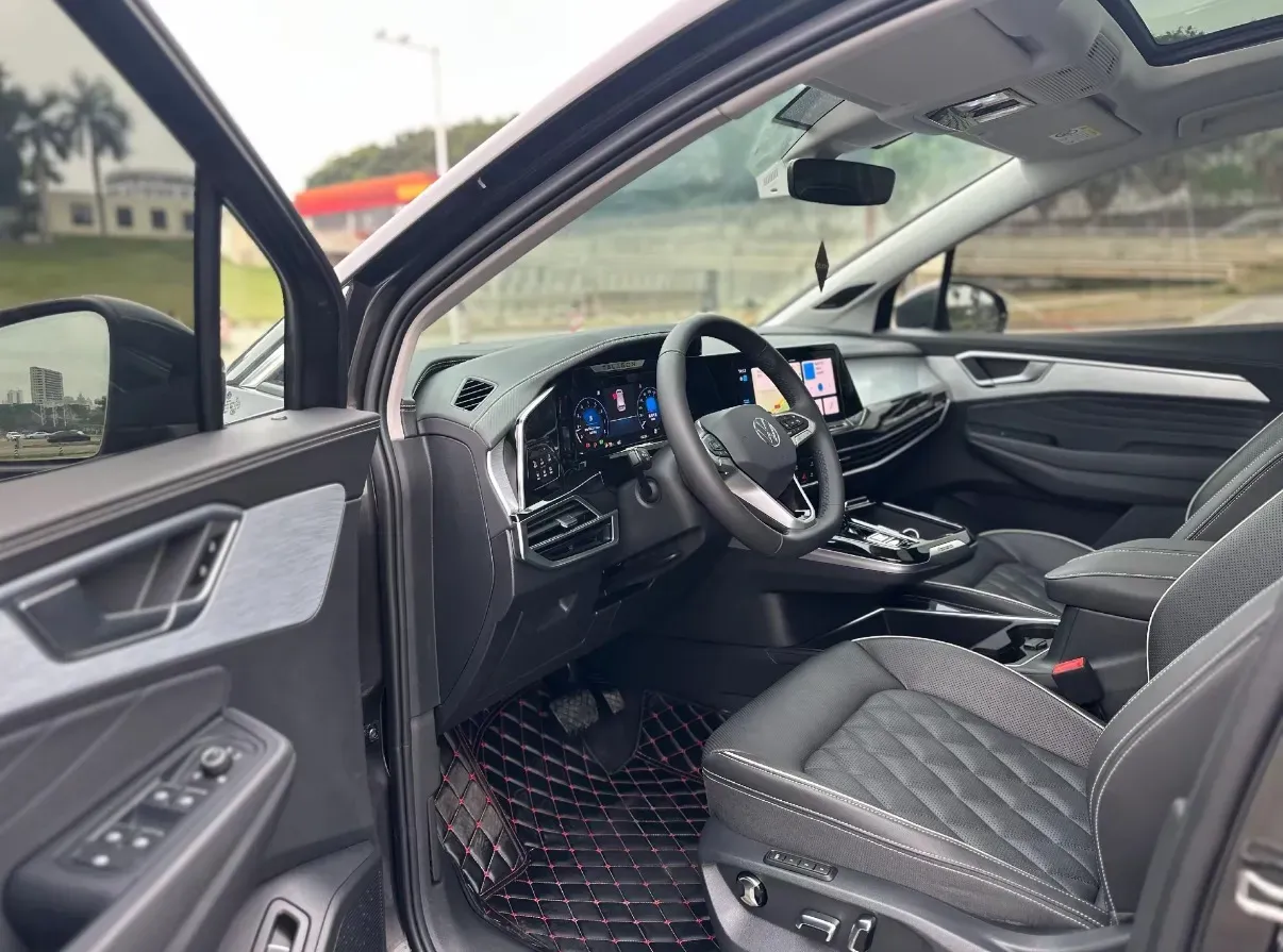 2024 Volkswagen Talagon 2.0T 220HP L4 7DCT,autocango,china used car exporter,china ev exporter,chinese used car exporter,chinese used ev exporter