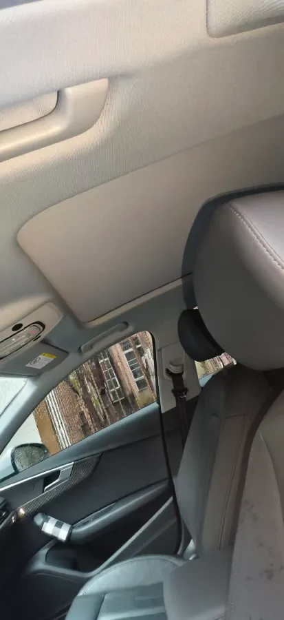 2021 Audi A4 2.0T 204HP L4 7DCT,autocango,china used car exporter,china ev exporter,chinese used car exporter,chinese used ev exporter