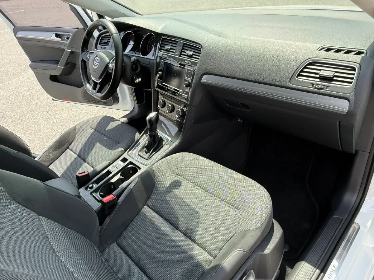 2018 Volkswagen Golf 1.4T 131HP L4 7DCT,autocango,china used car exporter,china ev exporter,chinese used car exporter,chinese used ev exporter