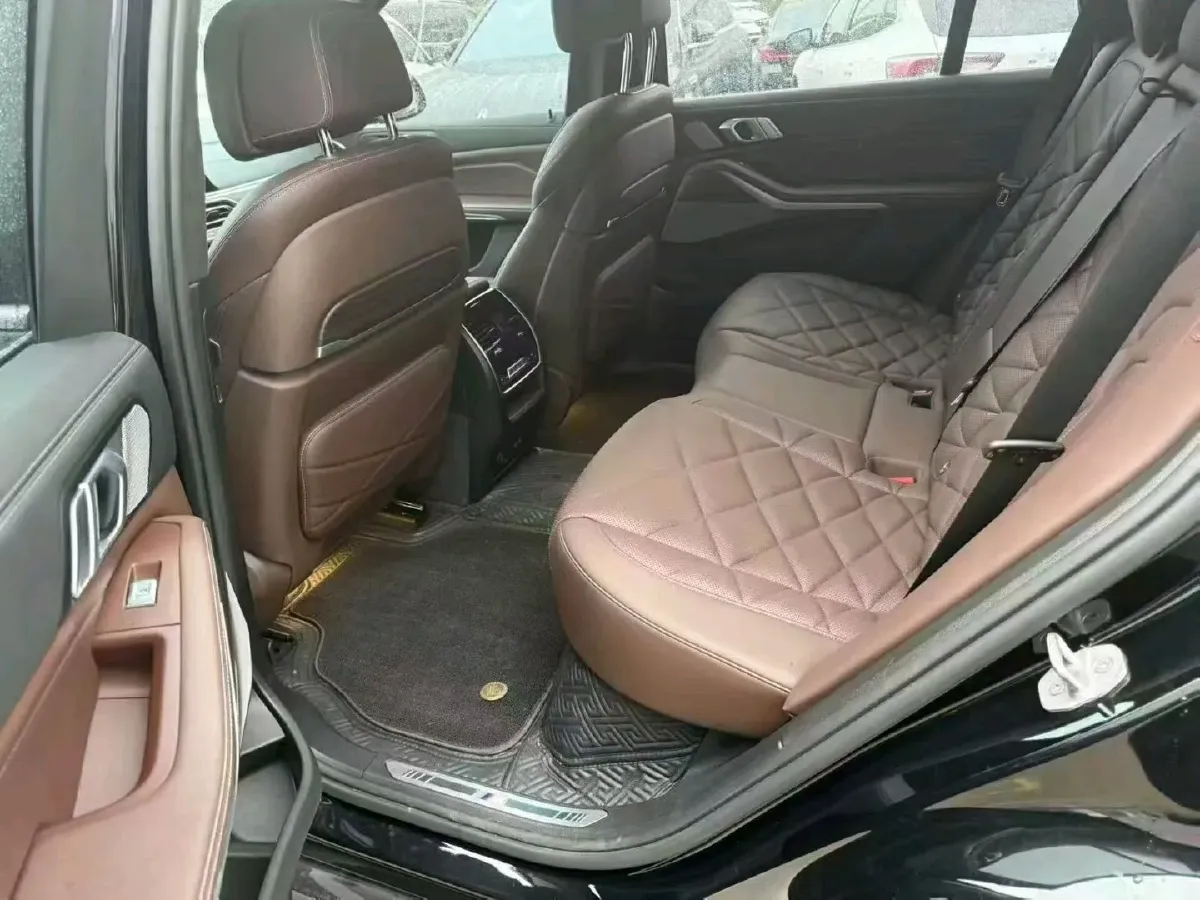 2022 BMW X5 3.0T 333HP L6 8AT,autocango,china used car exporter,china ev exporter,chinese used car exporter,chinese used ev exporter