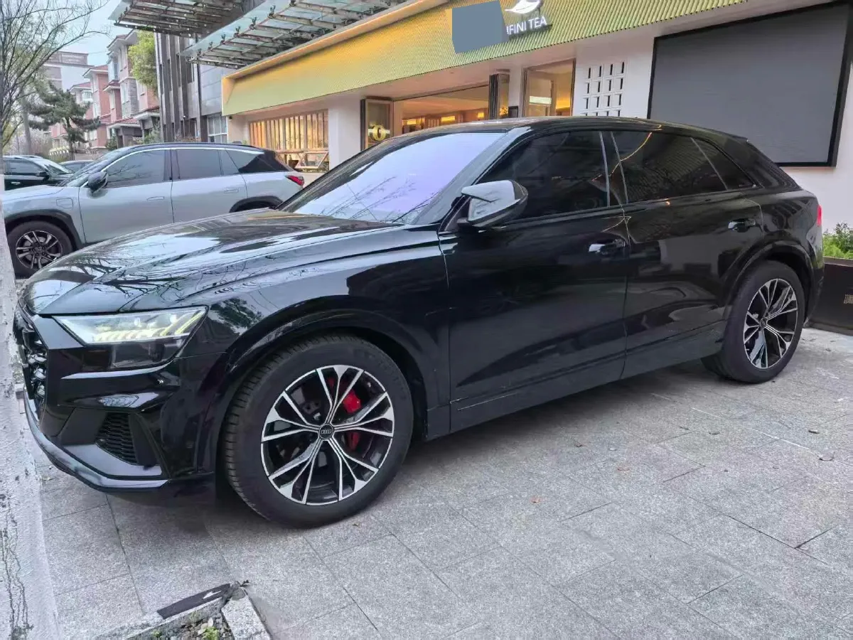 2022 Audi Q8 3.0T 340HP V6 8AT,autocango,china used car exporter,china ev exporter,chinese used car exporter,chinese used ev exporter