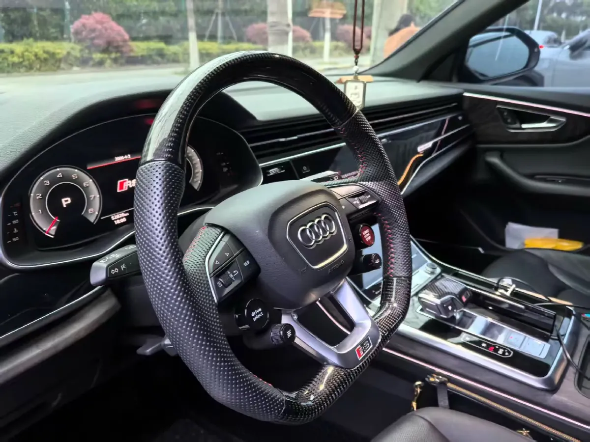 2022 Audi Q8 3.0T 340HP V6 8AT,autocango,china used car exporter,china ev exporter,chinese used car exporter,chinese used ev exporter