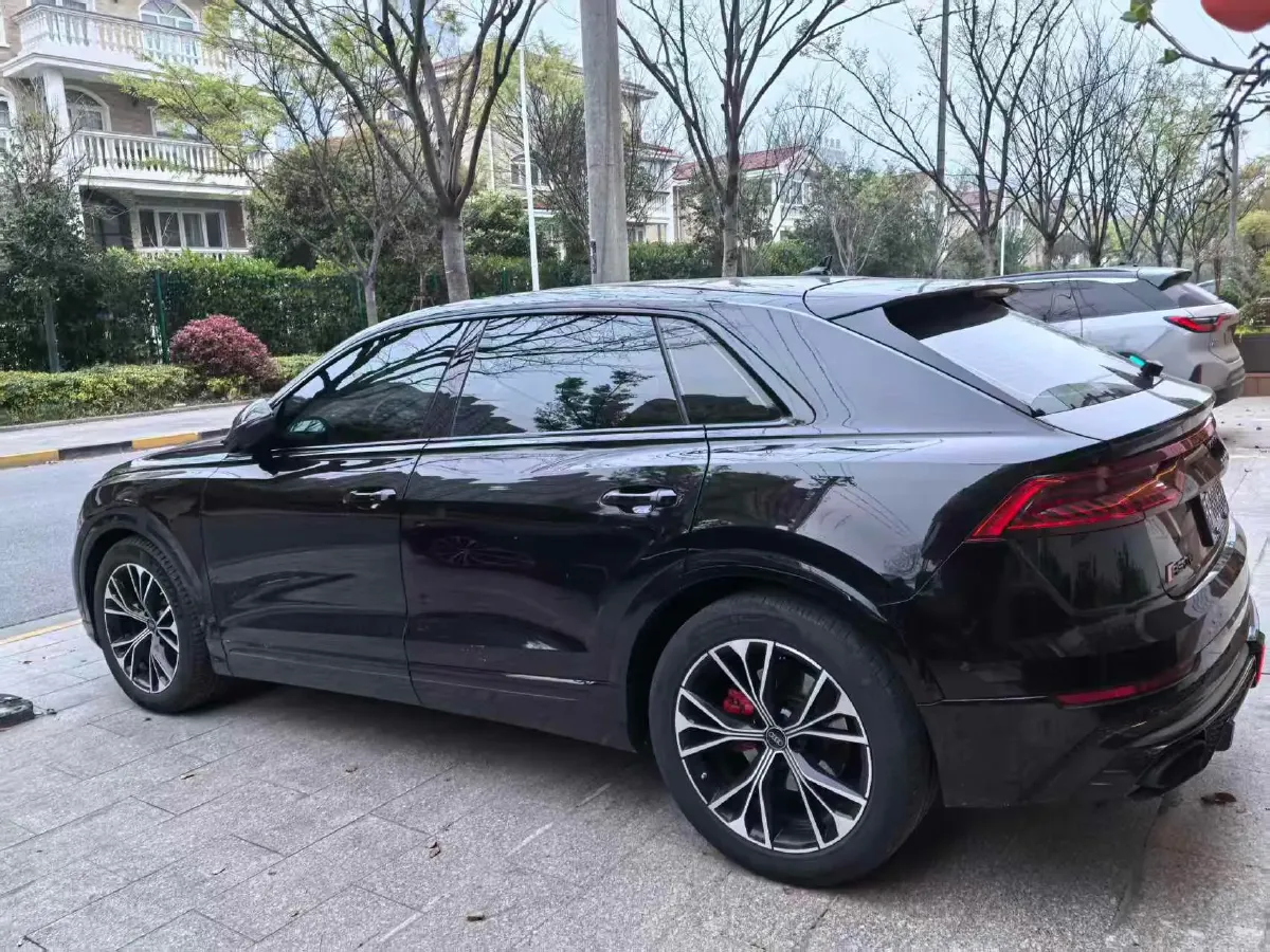 2022 Audi Q8 3.0T 340HP V6 8AT,autocango,china used car exporter,china ev exporter,chinese used car exporter,chinese used ev exporter