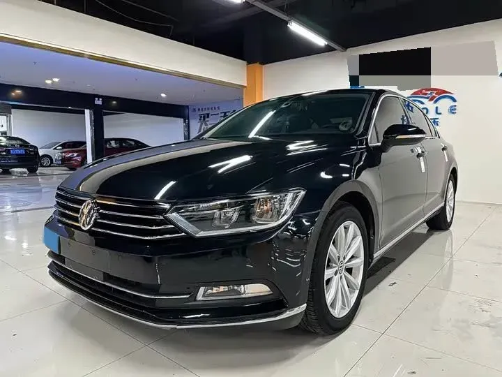2018 Volkswagen Magotan 1.8T 180HP L4 7DCT,autocango,china used car exporter,china ev exporter,chinese used car exporter,chinese used ev exporter