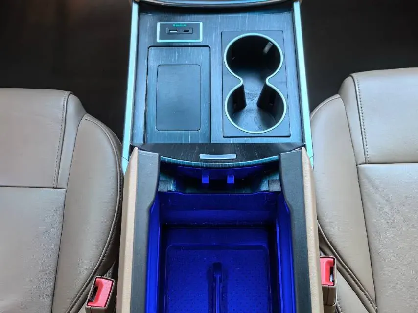 2021 Buick GL8 2.0T 237HP L4 9AT,autocango,china used car exporter,china ev exporter,chinese used car exporter,chinese used ev exporter