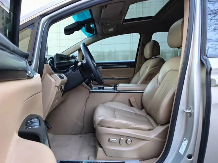 2021 Buick GL8 2.0T 237HP L4 9AT,autocango,china used car exporter,china ev exporter,chinese used car exporter,chinese used ev exporter