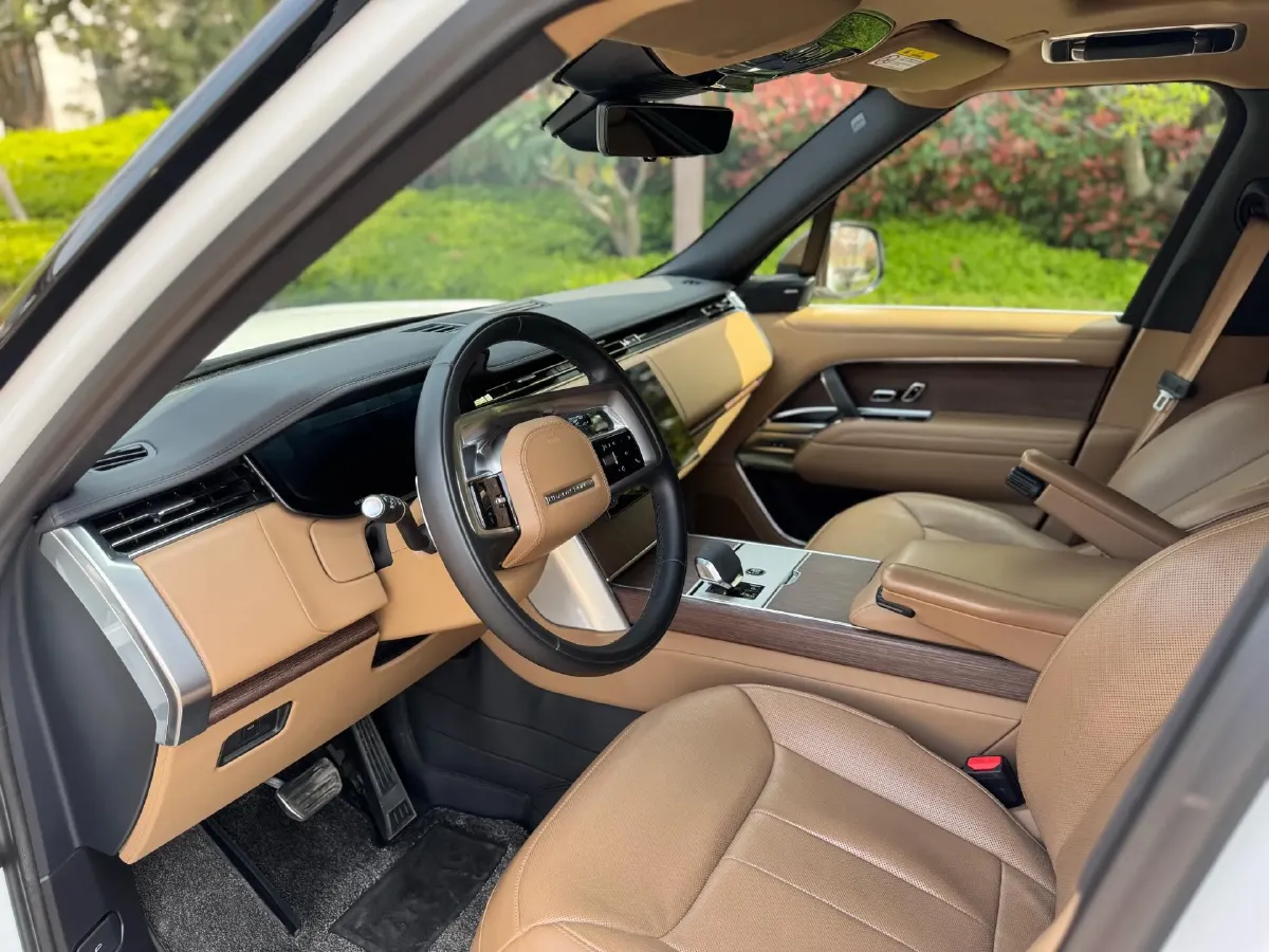 2024 Land Rover Range Rover 3.0T 400HP L6 8AT,autocango,china used car exporter,china ev exporter,chinese used car exporter,chinese used ev exporter