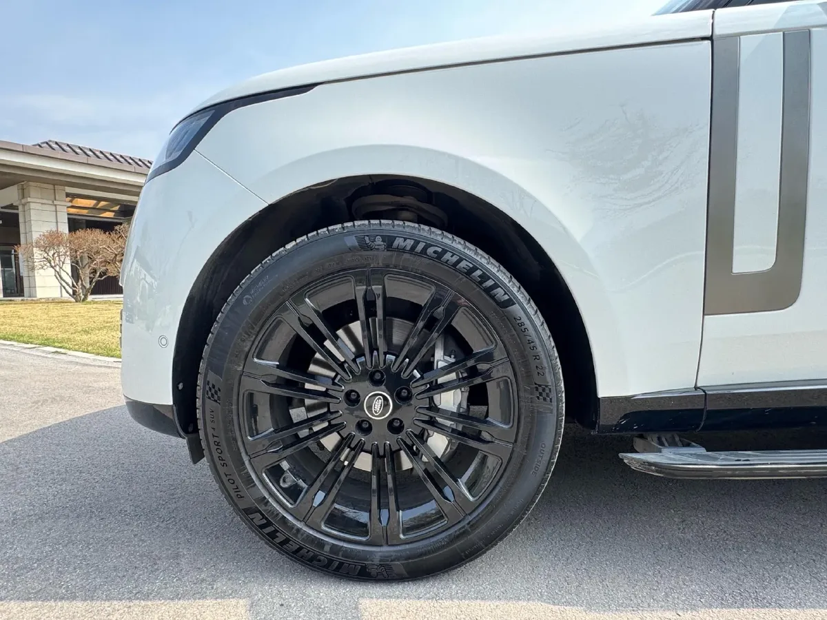2024 Land Rover Range Rover 3.0T 400HP L6 8AT,autocango,china used car exporter,china ev exporter,chinese used car exporter,chinese used ev exporter