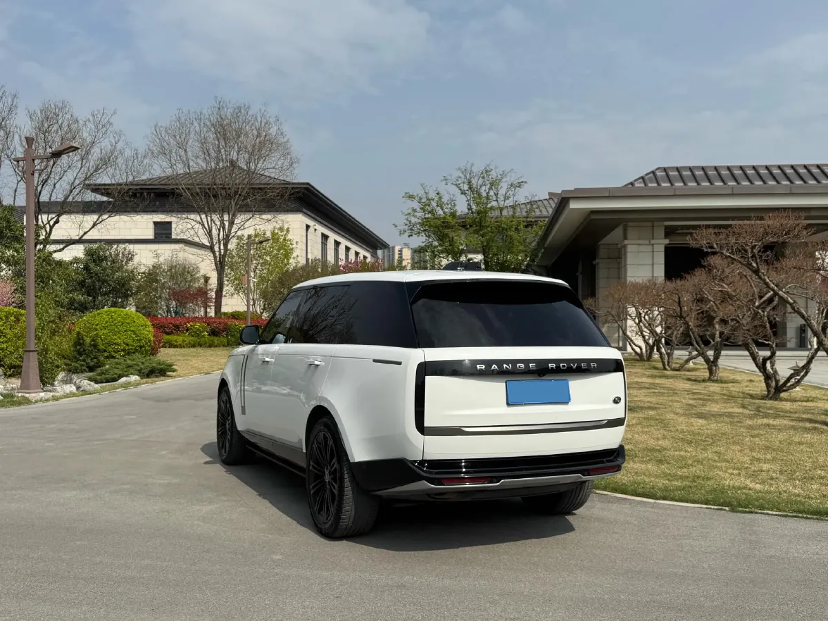 2024 Land Rover Range Rover 3.0T 400HP L6 8AT,autocango,china used car exporter,china ev exporter,chinese used car exporter,chinese used ev exporter