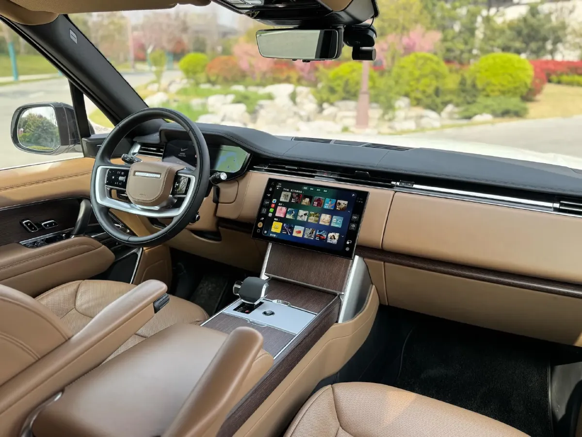 2024 Land Rover Range Rover 3.0T 400HP L6 8AT,autocango,china used car exporter,china ev exporter,chinese used car exporter,chinese used ev exporter