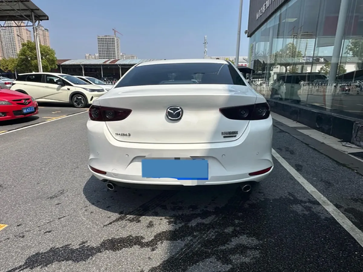 2022 Mazda 3 Axela 2.0L 158HP L4 6AT,autocango,china used car exporter,china ev exporter,chinese used car exporter,chinese used ev exporter