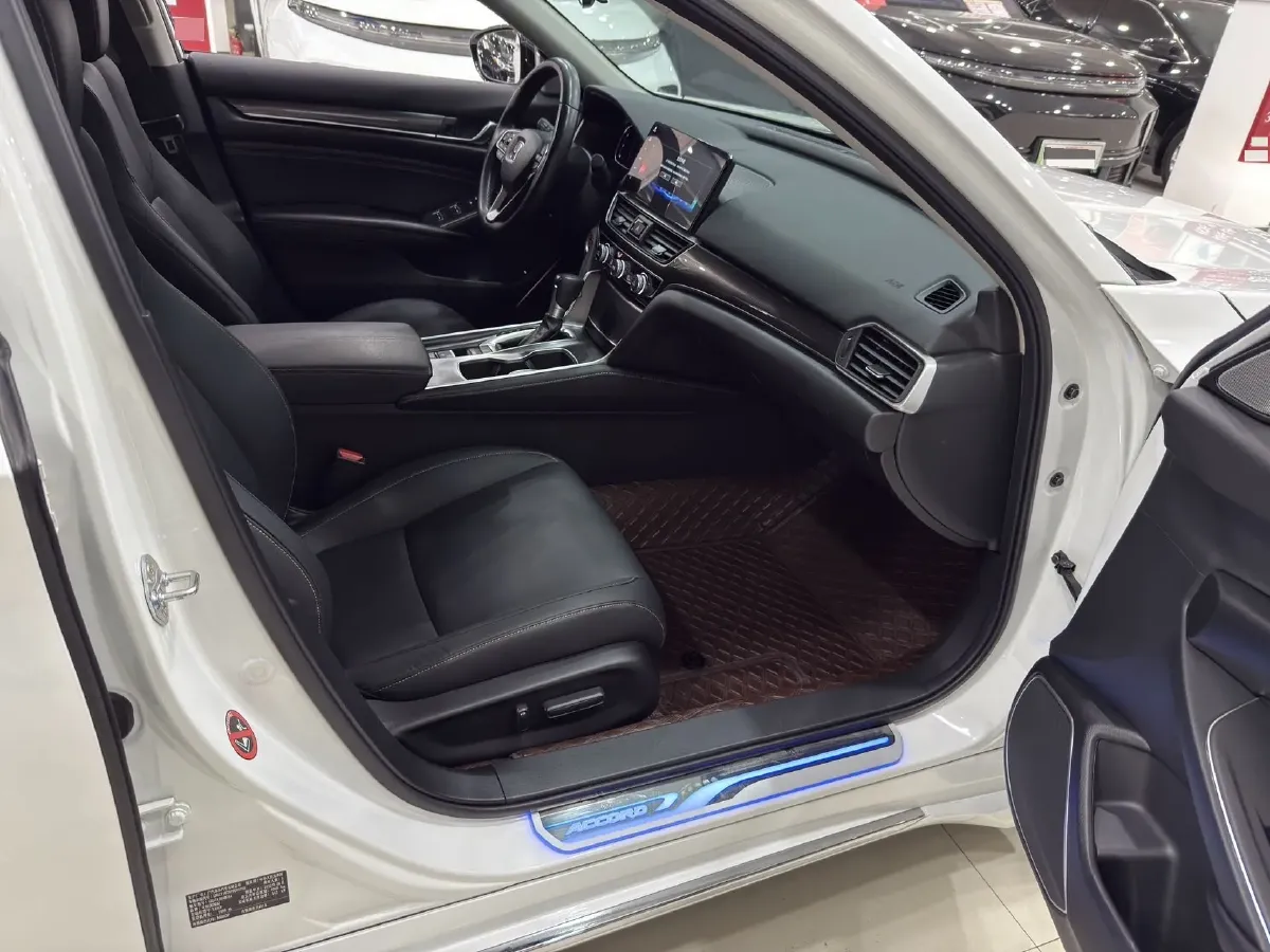 2022 Honda Accord 1.5T 194HP L4 CVT,autocango,china used car exporter,china ev exporter,chinese used car exporter,chinese used ev exporter