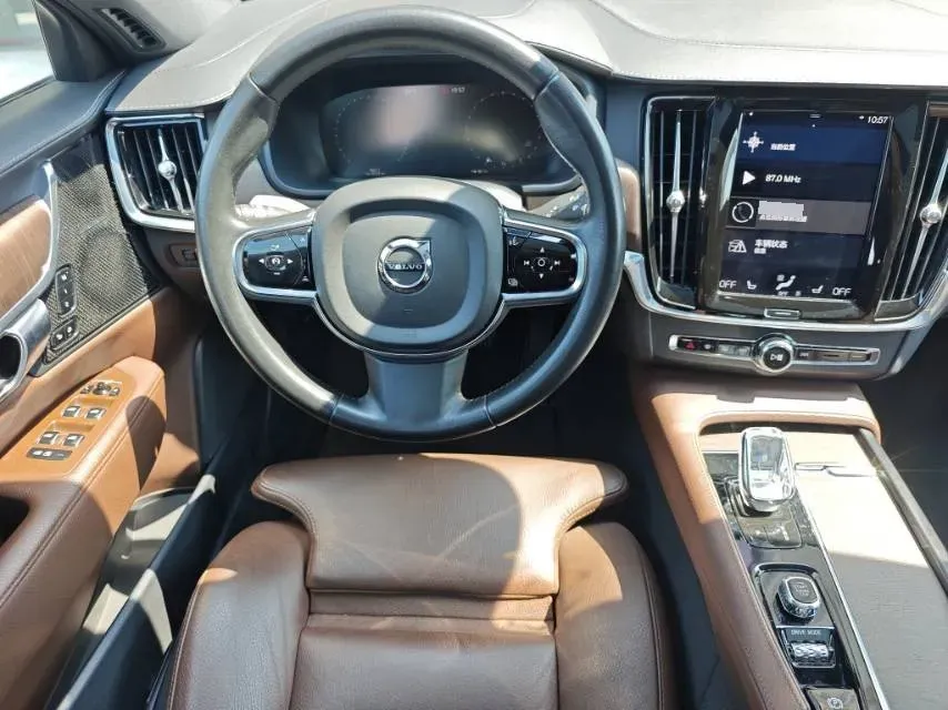 2021 Volvo S90 2.0T 250HP L4 8AT,autocango,china used car exporter,china ev exporter,chinese used car exporter,chinese used ev exporter