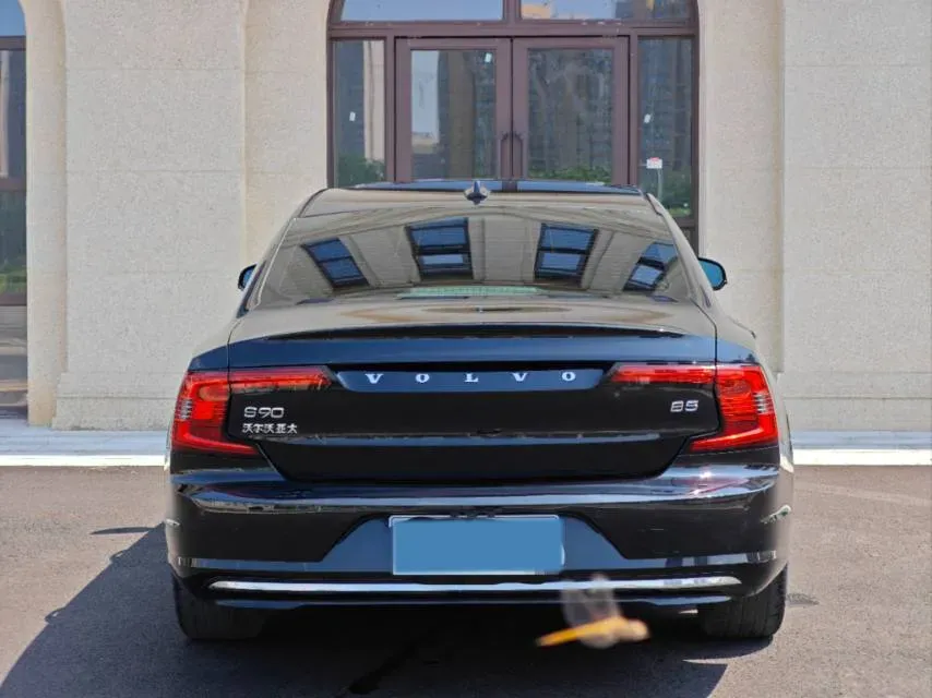 2021 Volvo S90 2.0T 250HP L4 8AT,autocango,china used car exporter,china ev exporter,chinese used car exporter,chinese used ev exporter