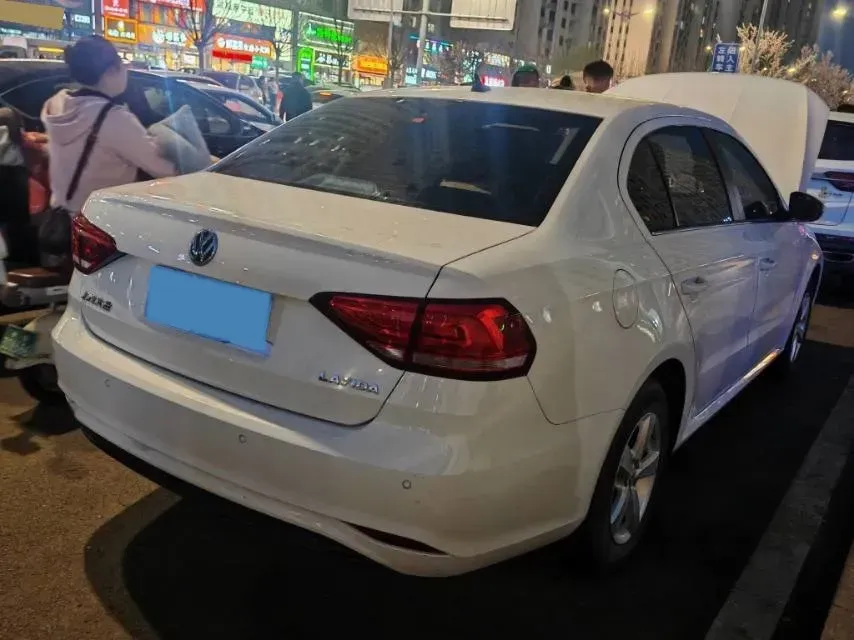 2019 Volkswagen Polo 1.5L 113HP L4 5MT,autocango,china used car exporter,china ev exporter,chinese used car exporter,chinese used ev exporter