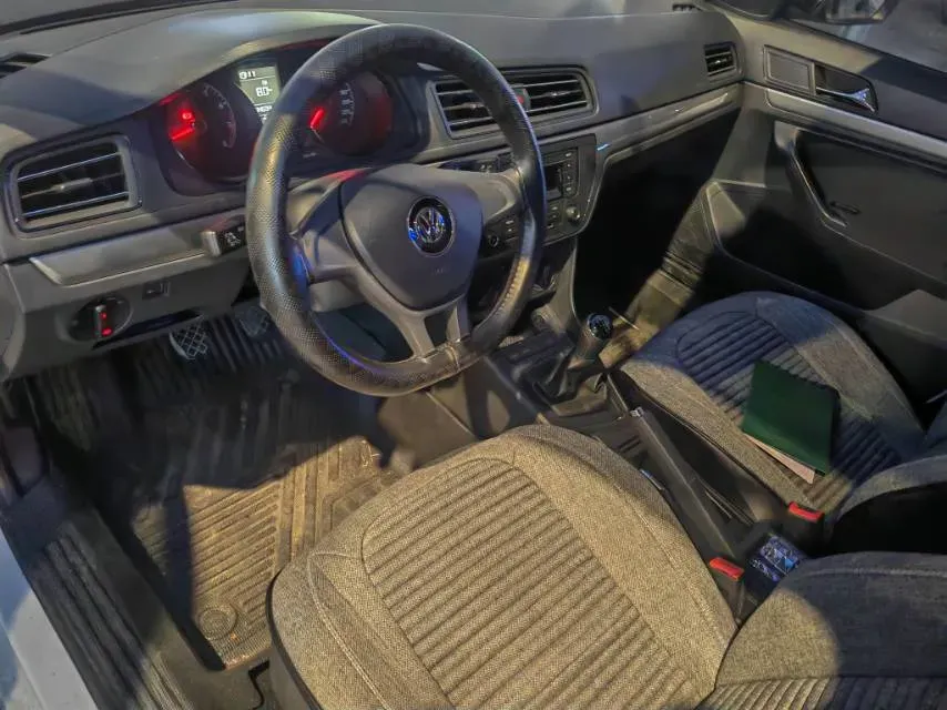 2019 Volkswagen Polo 1.5L 113HP L4 5MT,autocango,china used car exporter,china ev exporter,chinese used car exporter,chinese used ev exporter