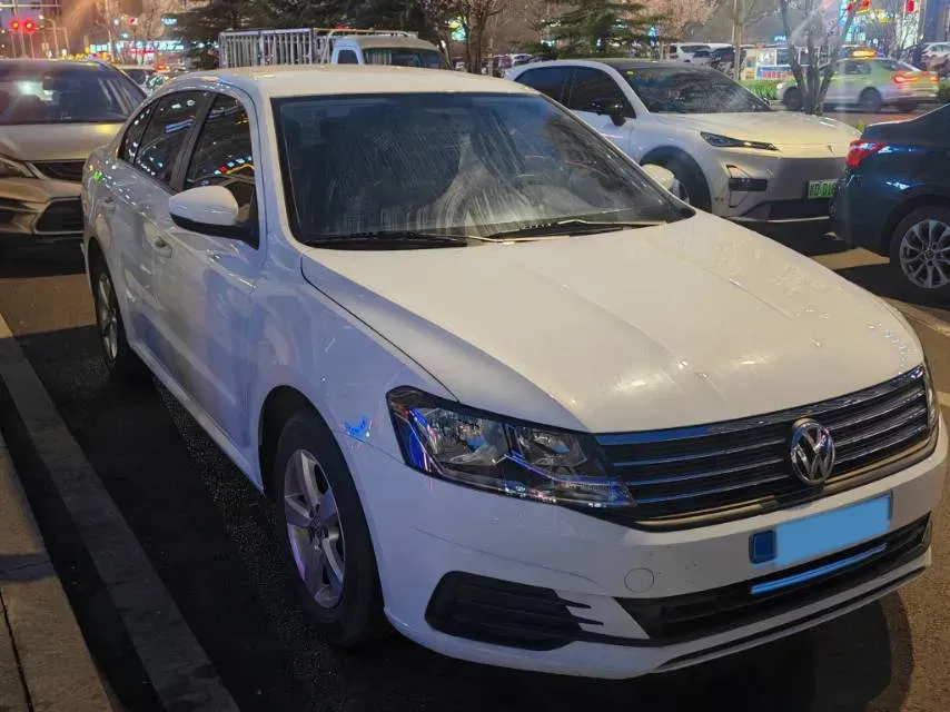 2019 Volkswagen Polo 1.5L 113HP L4 5MT,autocango,china used car exporter,china ev exporter,chinese used car exporter,chinese used ev exporter