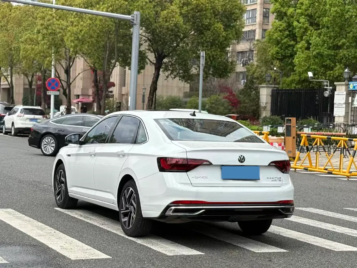 2023 Volkswagen Sagitar 1.2T 116HP L4 7DCT,autocango,china used car exporter,china ev exporter,chinese used car exporter,chinese used ev exporter