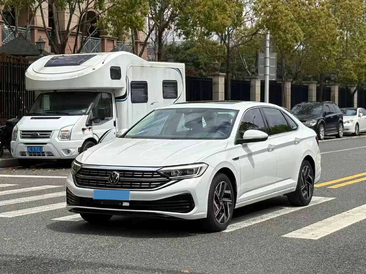 2023 Volkswagen Sagitar 1.2T 116HP L4 7DCT,autocango,china used car exporter,china ev exporter,chinese used car exporter,chinese used ev exporter