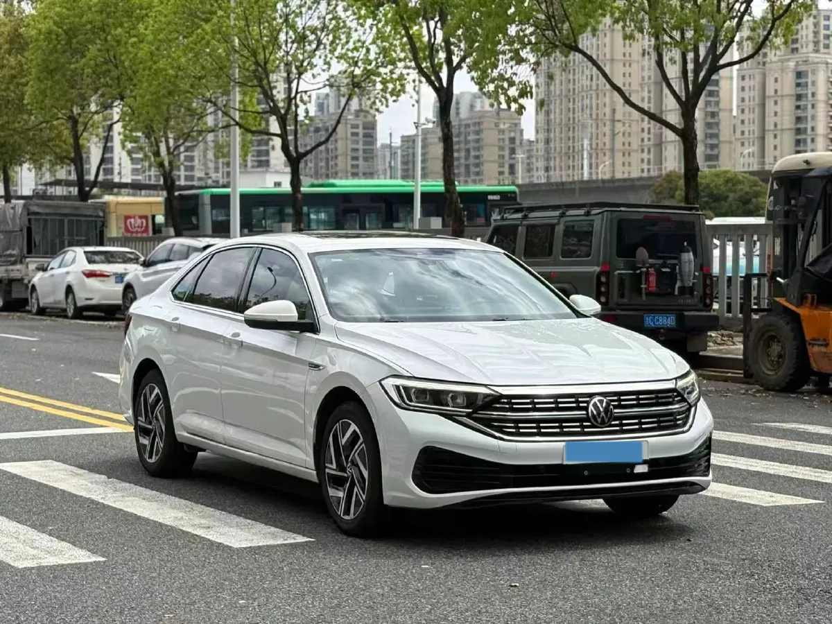 2023 Volkswagen Sagitar 1.2T 116HP L4 7DCT,autocango,china used car exporter,china ev exporter,chinese used car exporter,chinese used ev exporter