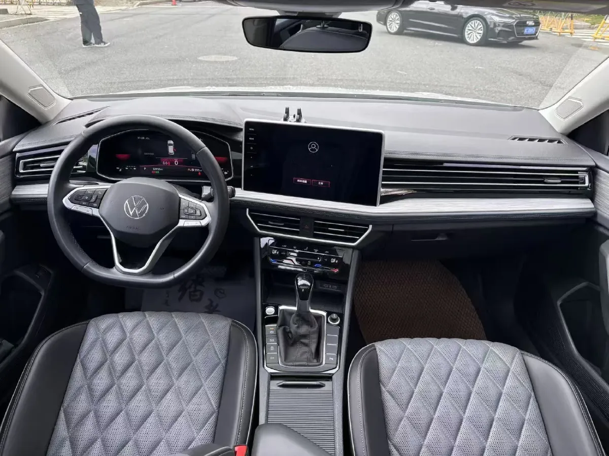 2023 Volkswagen Sagitar 1.2T 116HP L4 7DCT,autocango,china used car exporter,china ev exporter,chinese used car exporter,chinese used ev exporter