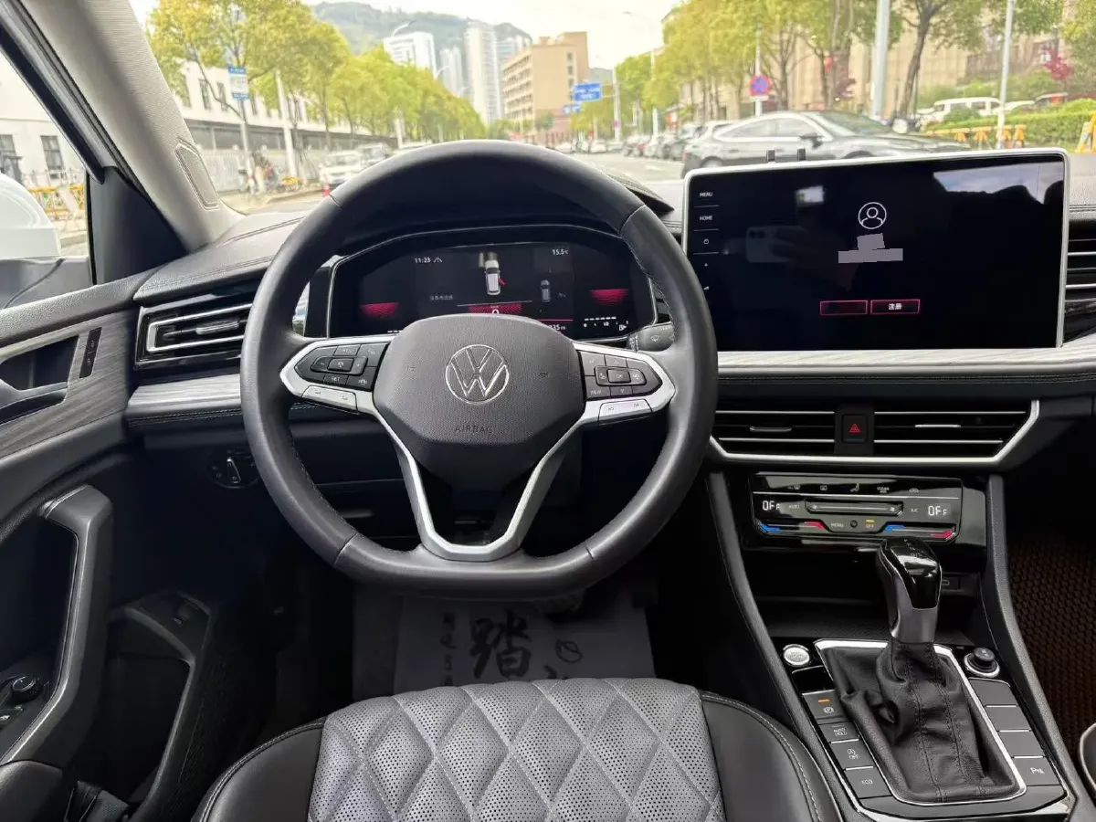 2023 Volkswagen Sagitar 1.2T 116HP L4 7DCT,autocango,china used car exporter,china ev exporter,chinese used car exporter,chinese used ev exporter