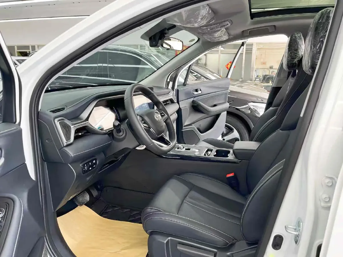 2023 GAC Trumpchi GS4 1.5T 177HP L4 6AT,autocango,china used car exporter,china ev exporter,chinese used car exporter,chinese used ev exporter