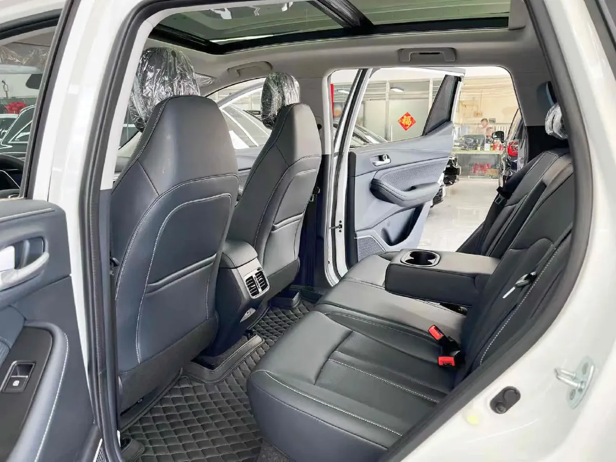 2023 GAC Trumpchi GS4 1.5T 177HP L4 6AT,autocango,china used car exporter,china ev exporter,chinese used car exporter,chinese used ev exporter