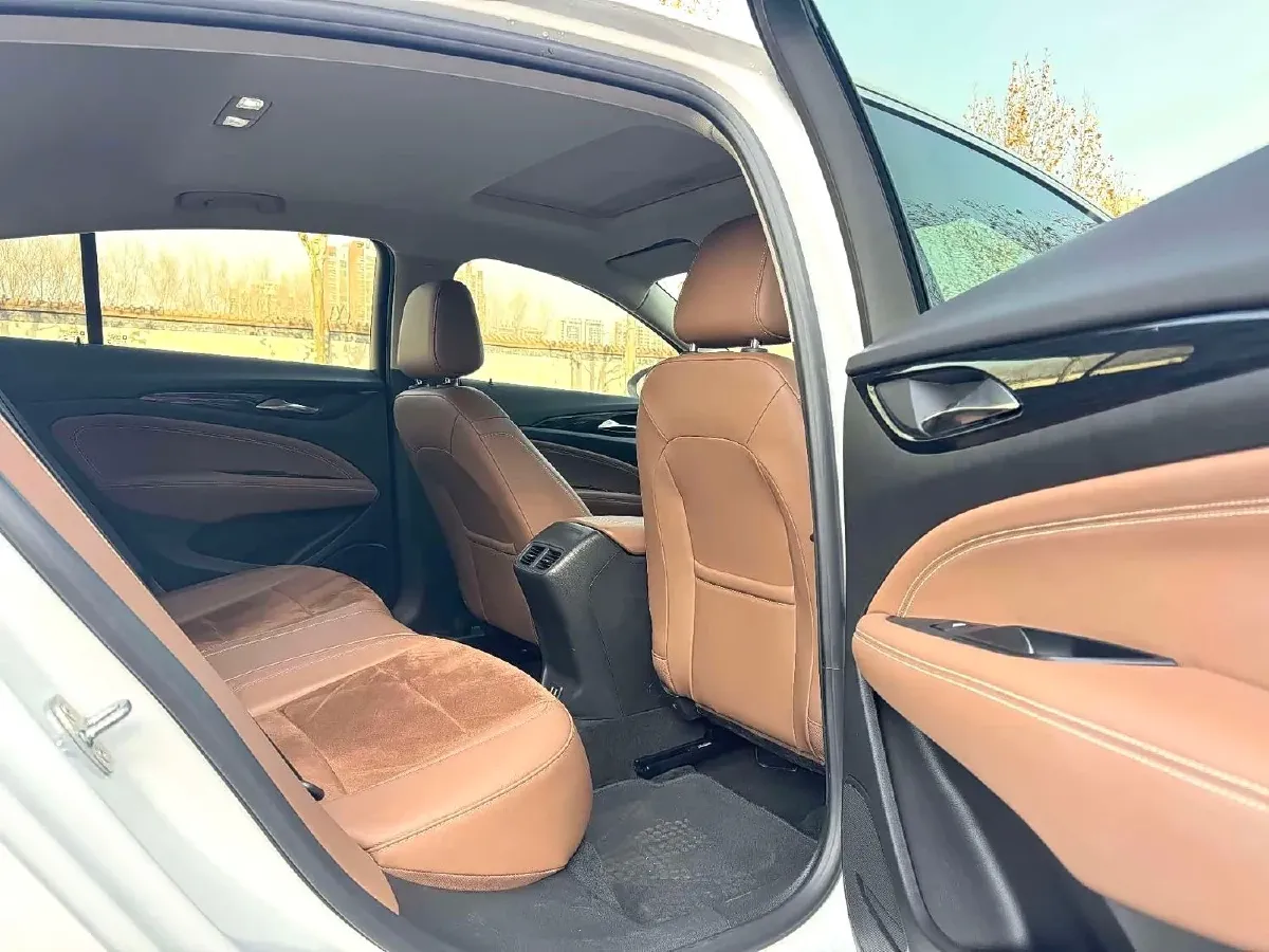 2023 Buick Regal 1.5T 169HP L4 9AT,autocango,china used car exporter,china ev exporter,chinese used car exporter,chinese used ev exporter