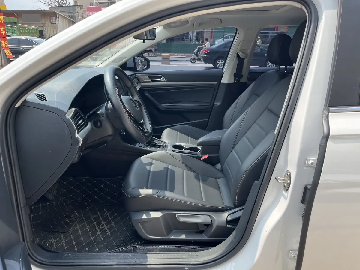 2022 Buick Verano 1.5T 184HP L4 CVT,autocango,china used car exporter,china ev exporter,chinese used car exporter,chinese used ev exporter