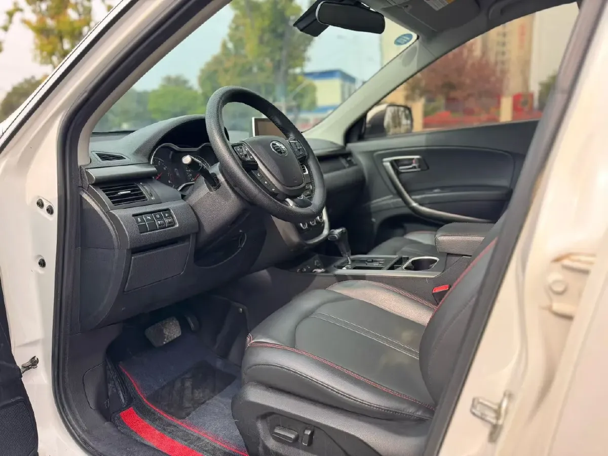 2017 Bestune X80 1.8T 186HP L4 6AT,autocango,china used car exporter,china ev exporter,chinese used car exporter,chinese used ev exporter