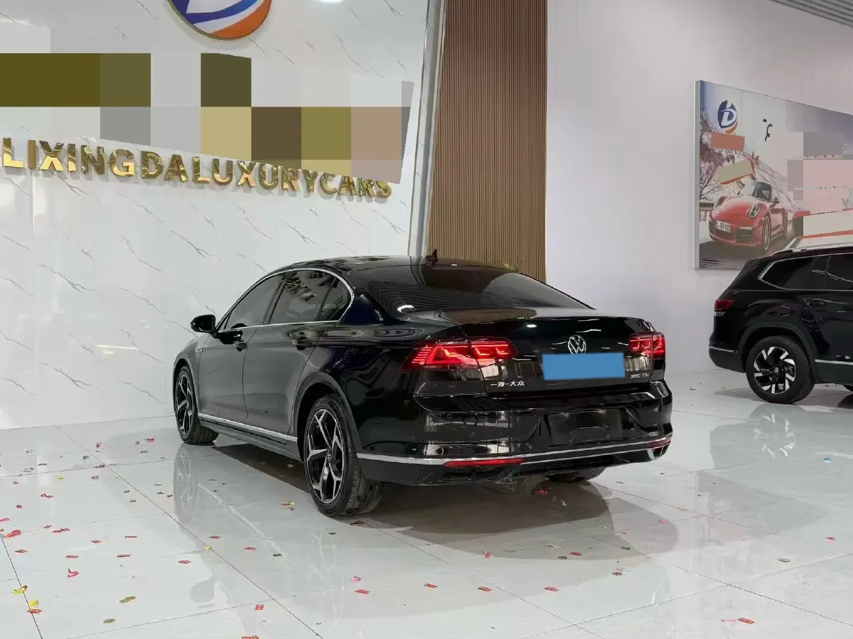 2023 Volkswagen Magotan 2.0T 186HP L4 7DCT,autocango,china used car exporter,china ev exporter,chinese used car exporter,chinese used ev exporter