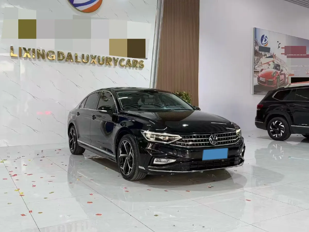 2023 Volkswagen Magotan 2.0T 186HP L4 7DCT,autocango,china used car exporter,china ev exporter,chinese used car exporter,chinese used ev exporter
