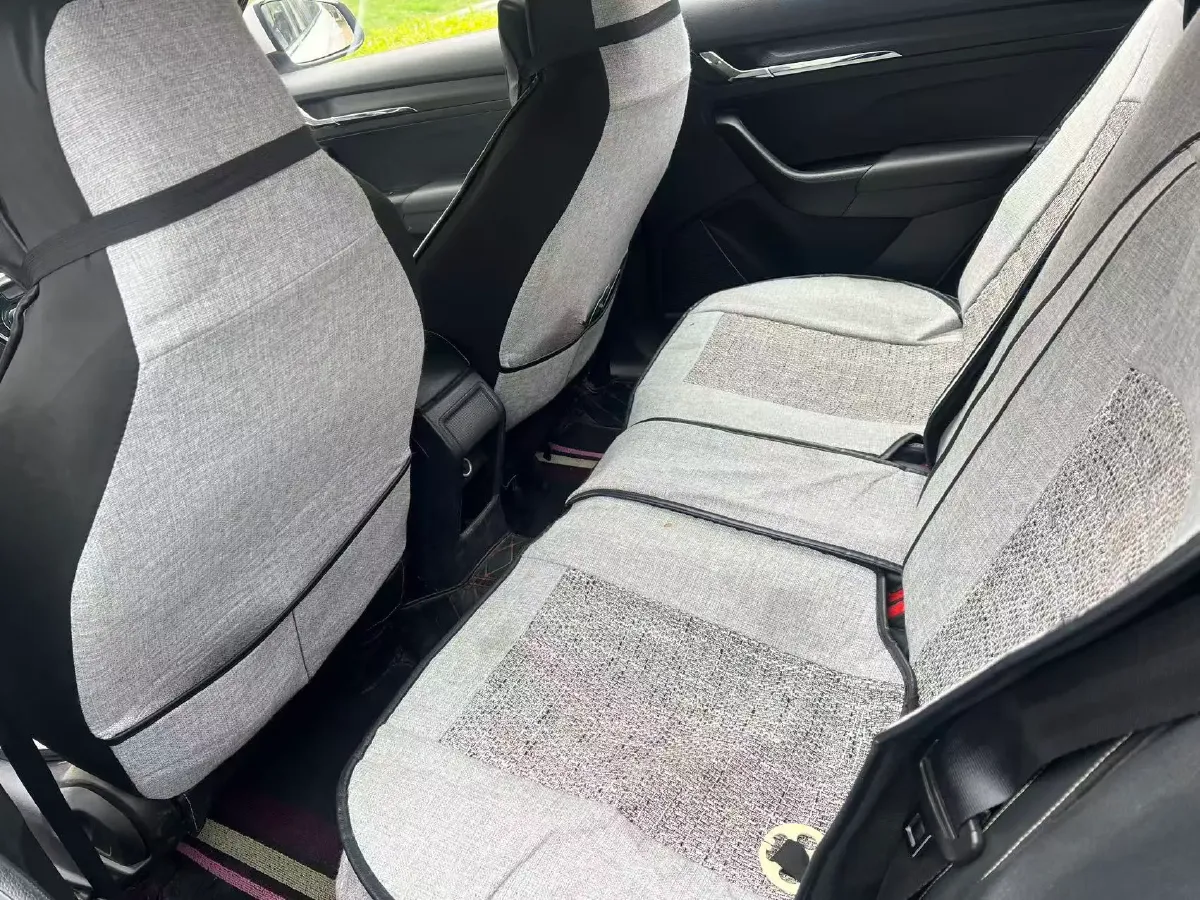 2018 Skoda Rapid Spaceback 1.4T 131HP L4 7DCT,autocango,china used car exporter,china ev exporter,chinese used car exporter,chinese used ev exporter