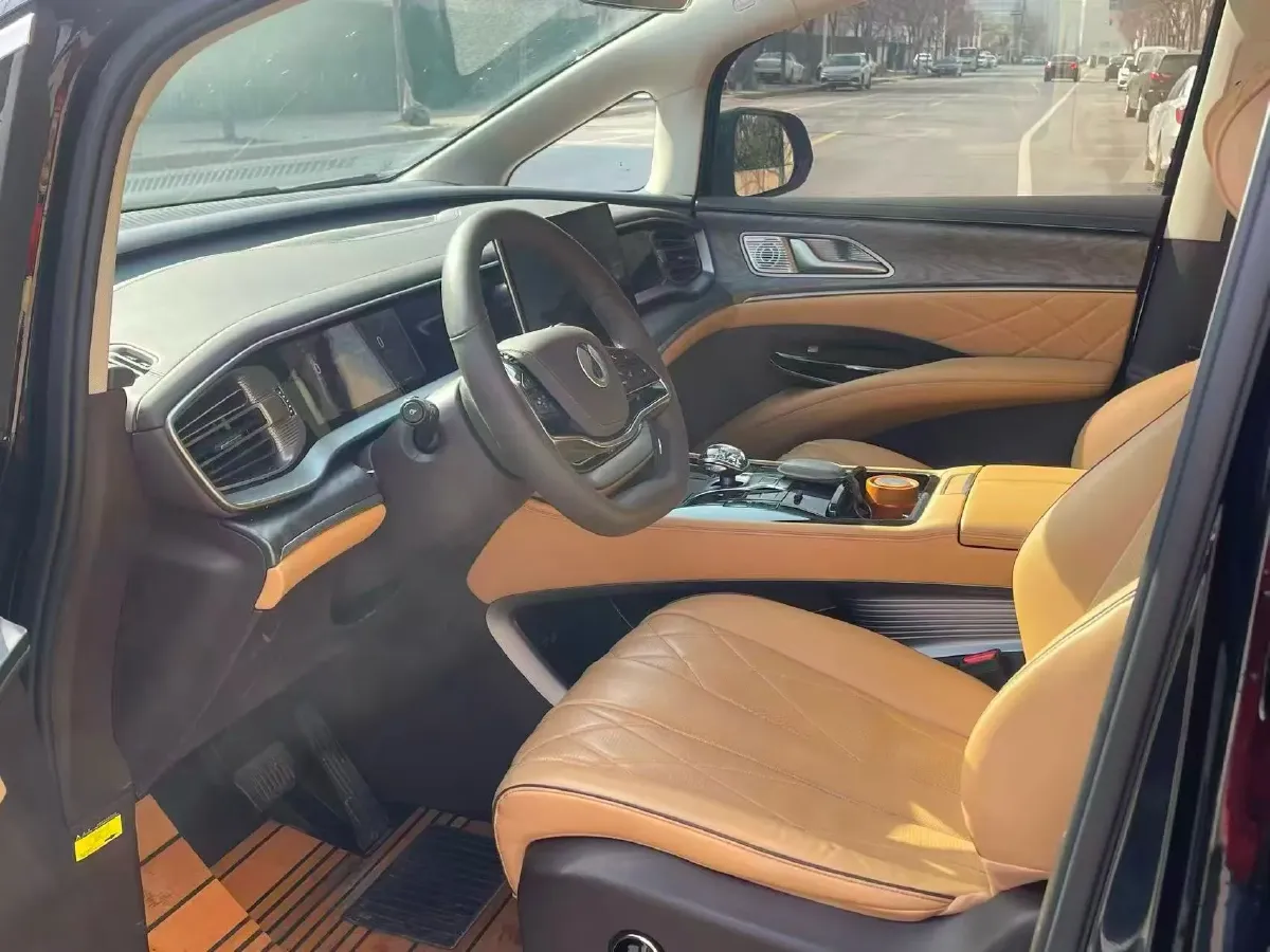 2024 Denza D9 1.5T 139HP L4 E-CVT PHEV 40KWH,autocango,china used car exporter,china ev exporter,chinese used car exporter,chinese used ev exporter