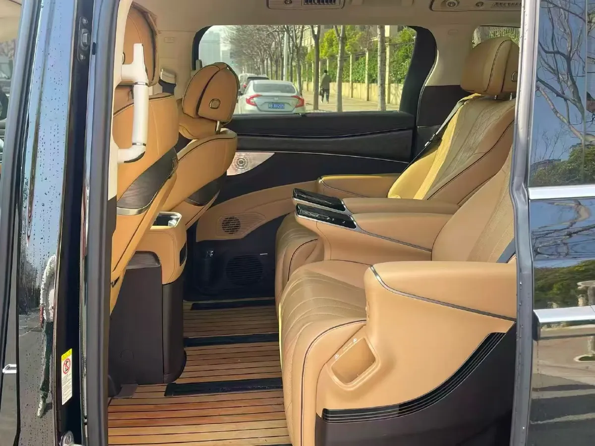 2024 Denza D9 1.5T 139HP L4 E-CVT PHEV 40KWH,autocango,china used car exporter,china ev exporter,chinese used car exporter,chinese used ev exporter