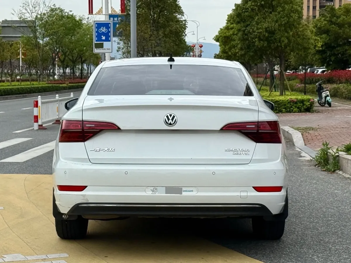2021 Volkswagen Sagitar 1.4T 150HP L4 7DCT,autocango,china used car exporter,china ev exporter,chinese used car exporter,chinese used ev exporter
