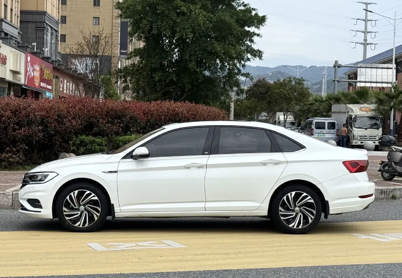 2021 Volkswagen Sagitar 1.4T 150HP L4 7DCT,autocango,china used car exporter,china ev exporter,chinese used car exporter,chinese used ev exporter