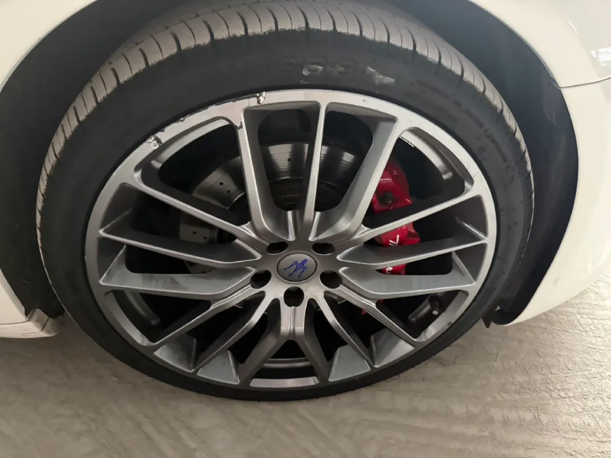 2018 Maserati Quattroporte 3.0T 350HP V6 8AT,autocango,china used car exporter,china ev exporter,chinese used car exporter,chinese used ev exporter