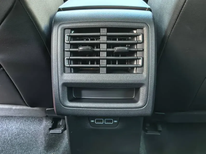 2023 Volkswagen Golf 1.4T 150HP L4 7DCT,autocango,china used car exporter,china ev exporter,chinese used car exporter,chinese used ev exporter