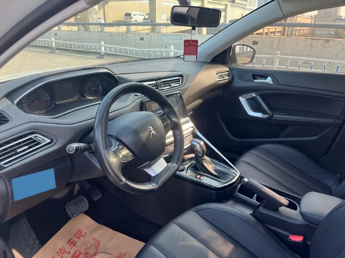 2016 Peugeot 308 1.6L 117HP L4 6AT,autocango,china used car exporter,china ev exporter,chinese used car exporter,chinese used ev exporter