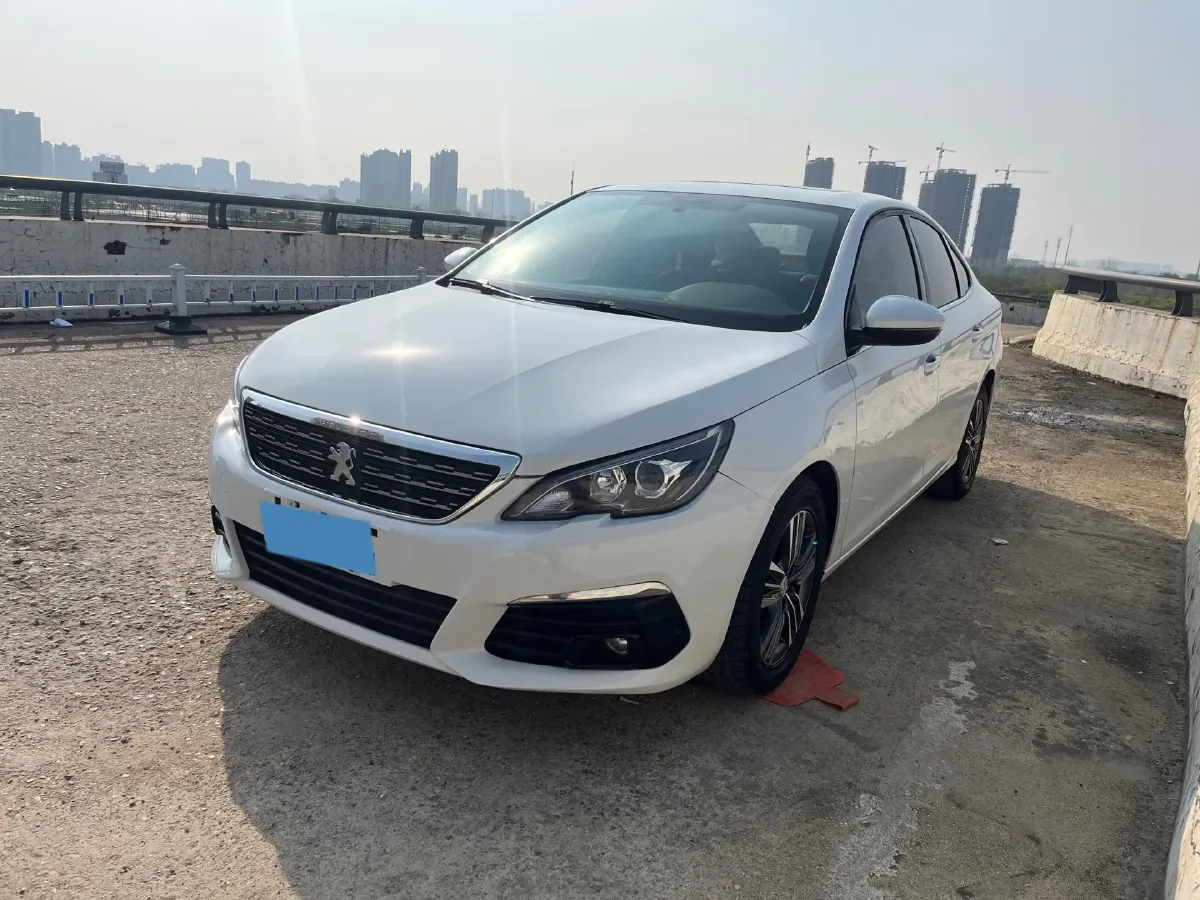 2016 Peugeot 308 1.6L 117HP L4 6AT,autocango,china used car exporter,china ev exporter,chinese used car exporter,chinese used ev exporter