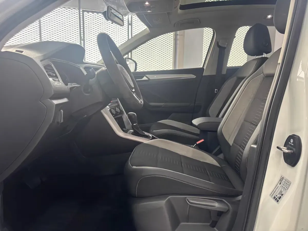 2022 Volkswagen T-Roc 1.4T 150HP L4 7DCT,autocango,china used car exporter,china ev exporter,chinese used car exporter,chinese used ev exporter