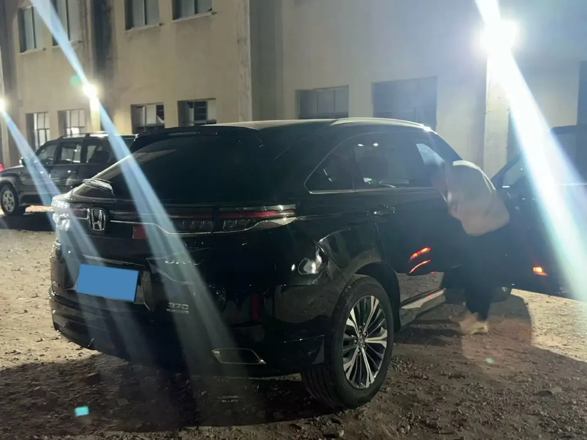 2020 Honda UR-V 2.0T 272HP L4 9AT,autocango,china used car exporter,china ev exporter,chinese used car exporter,chinese used ev exporter