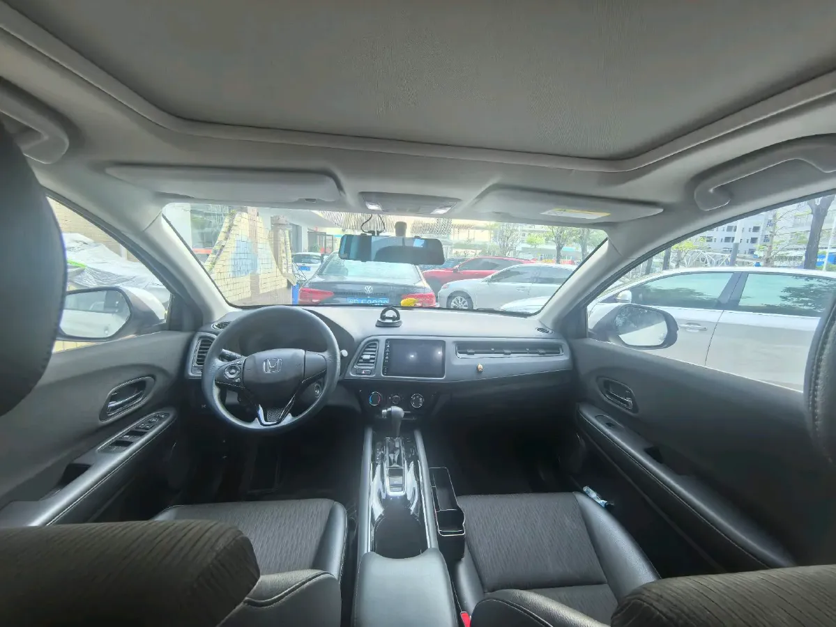 2022 Honda Vezel 1.5L 131HP L4 CVT,autocango,china used car exporter,china ev exporter,chinese used car exporter,chinese used ev exporter