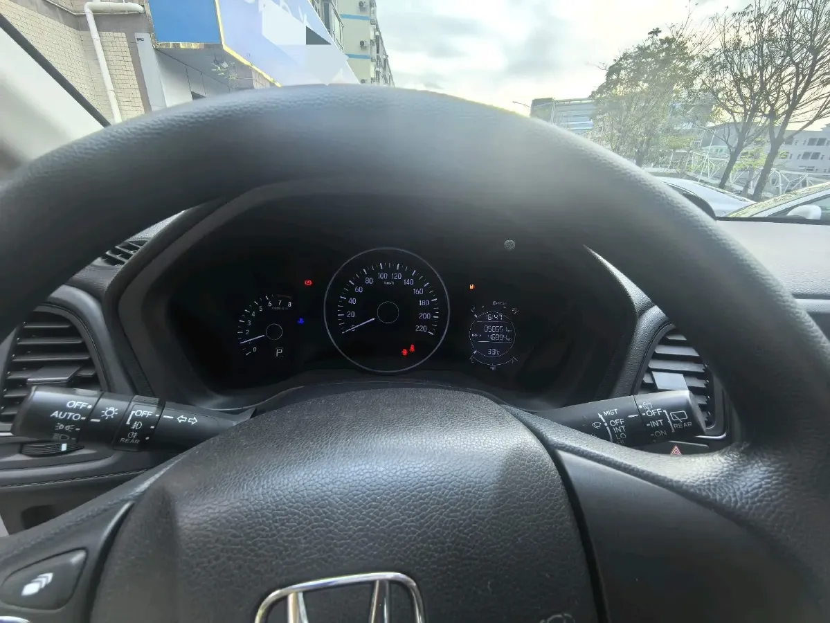 2022 Honda Vezel 1.5L 131HP L4 CVT,autocango,china used car exporter,china ev exporter,chinese used car exporter,chinese used ev exporter